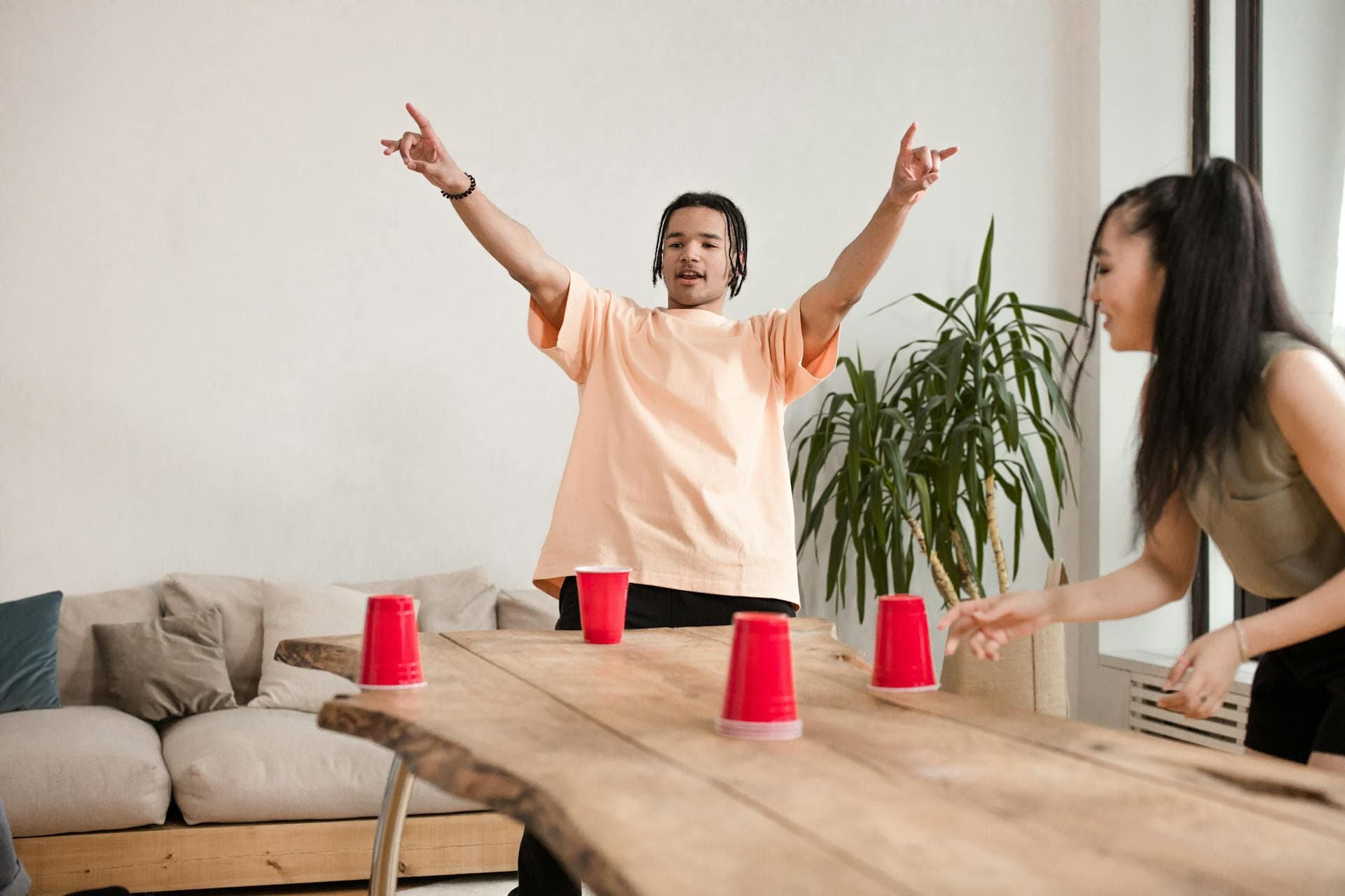 Gen Z vs. Millennials: How We Text Differently (and Why It Matters)